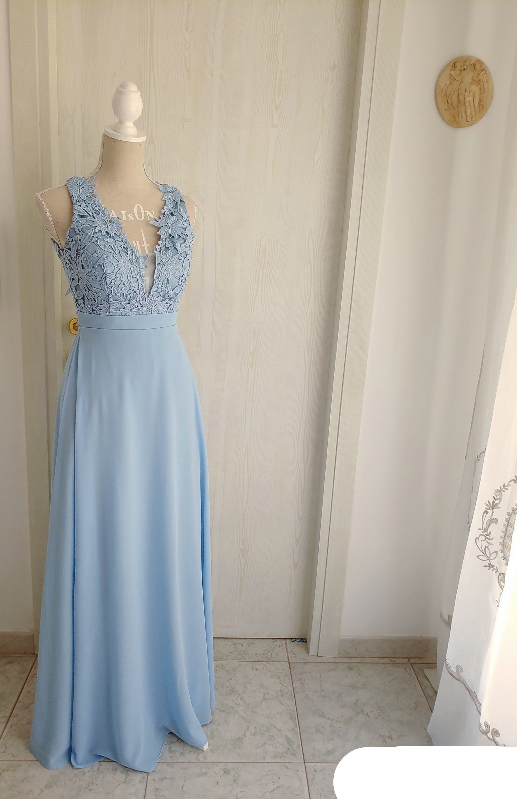 abito impero azzurro in chiffon 